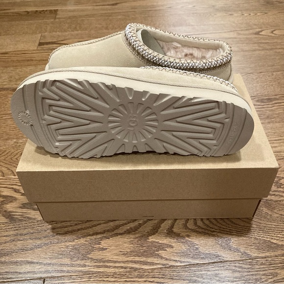 UGG TASMAN DRIFTWOOD SUEDE SHOES WOMEN'S SLIPPERS - Picture 2 of 5